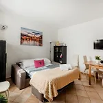 Vatican San Pietro - Giulia House Apartament Rzym