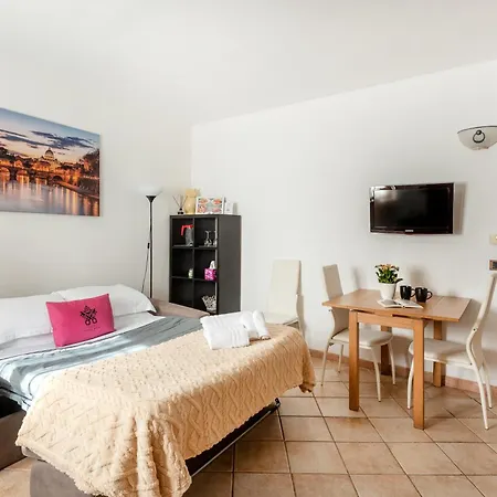 Giulia Vatican House Апартаменты *