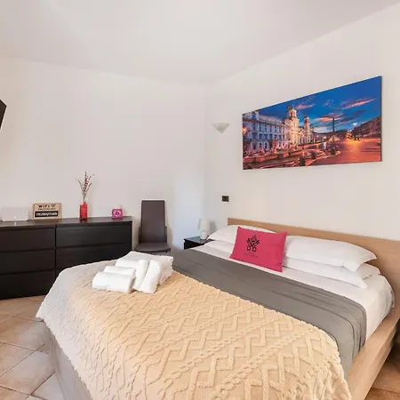 Giulia Vatican House Rome